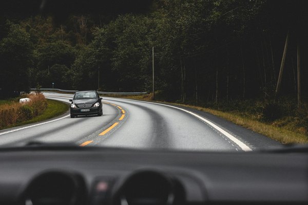 Mastering UK Vehicle Lighting: A Comprehensive Guide to Choosing and Installing Regulatory-Compliant Lights